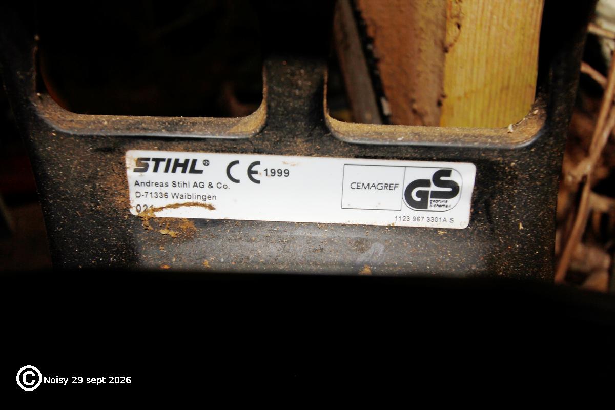 noisy_20260929_7_objets-0051.jpg