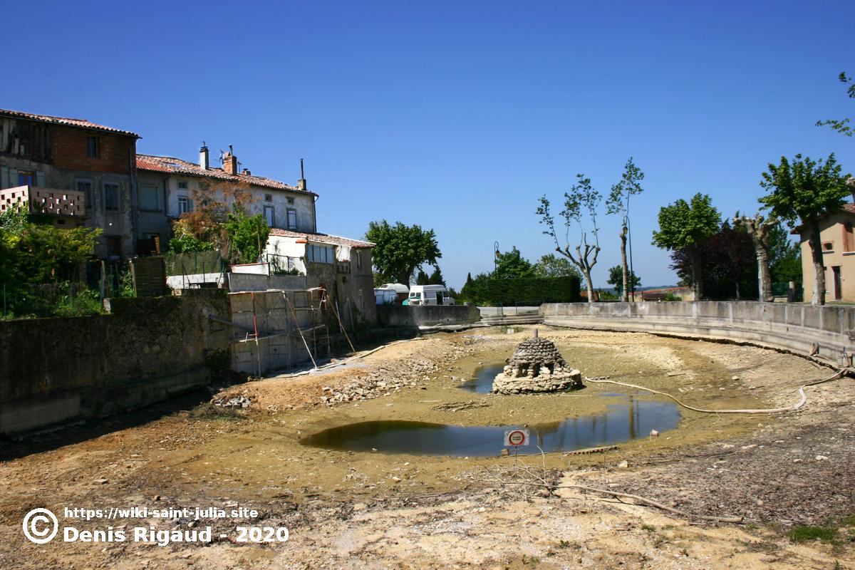 2005_05_mare_vide_pour_travaux_img_8235cor_copie.jpg