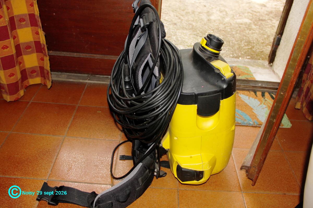 noisy_20260929_7_objets-0096.jpg