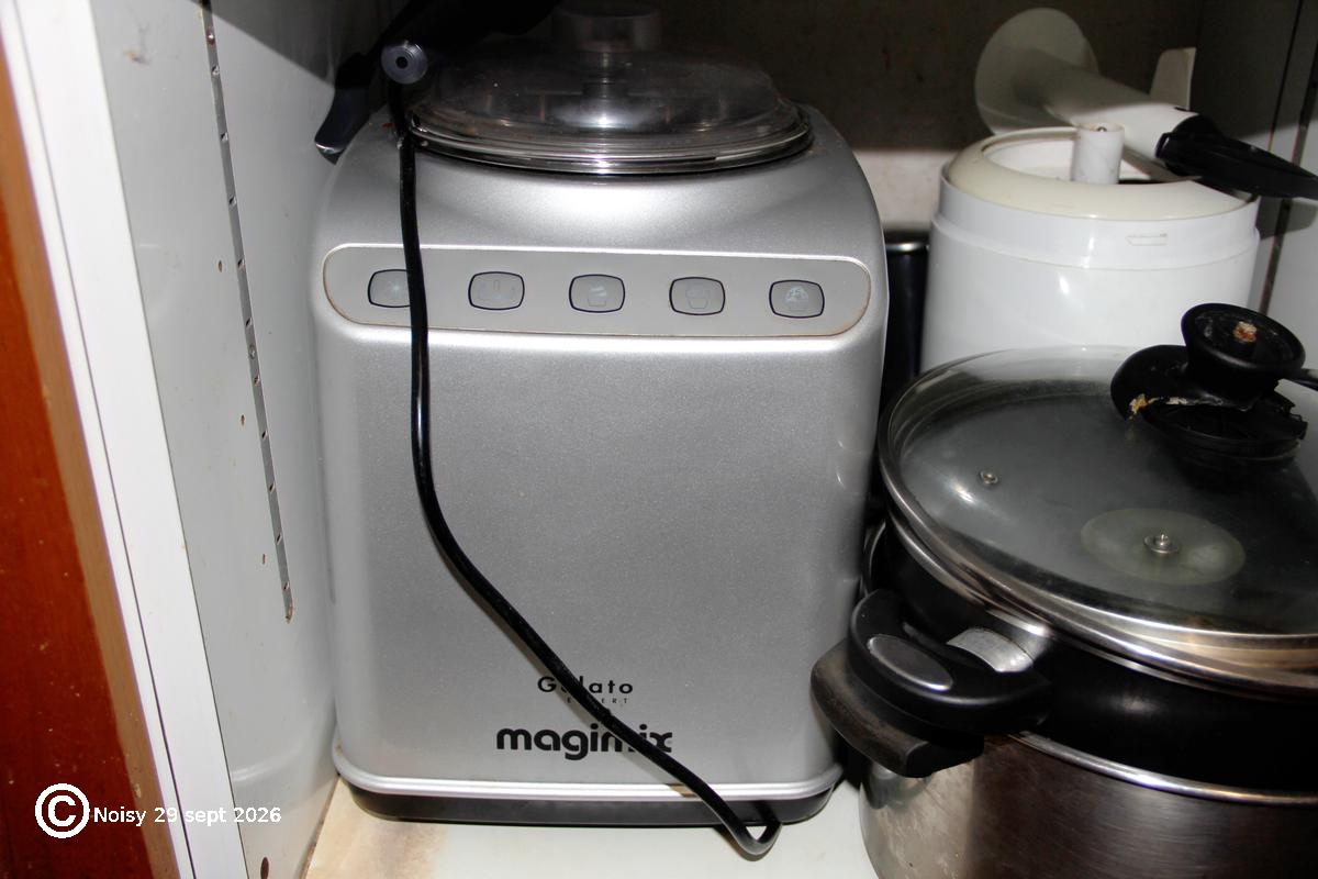 noisy_20260929_7_objets-0091.jpg