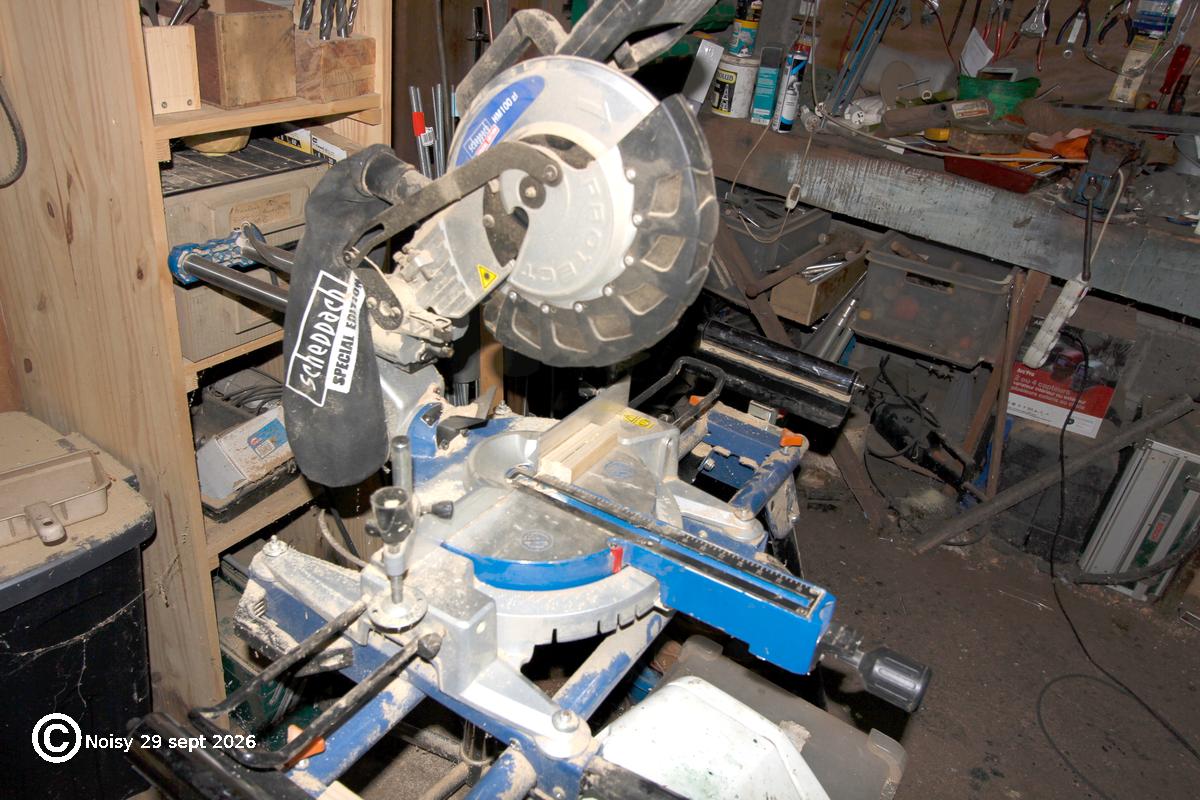noisy_20260929_7_objets-0027.jpg