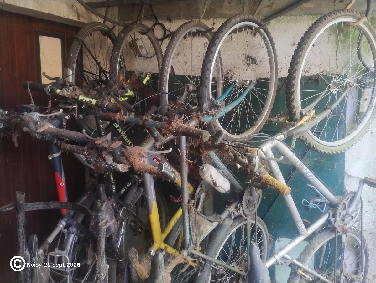 Vélos anciens (freins à patins) Vélos anciens (freins à patins)