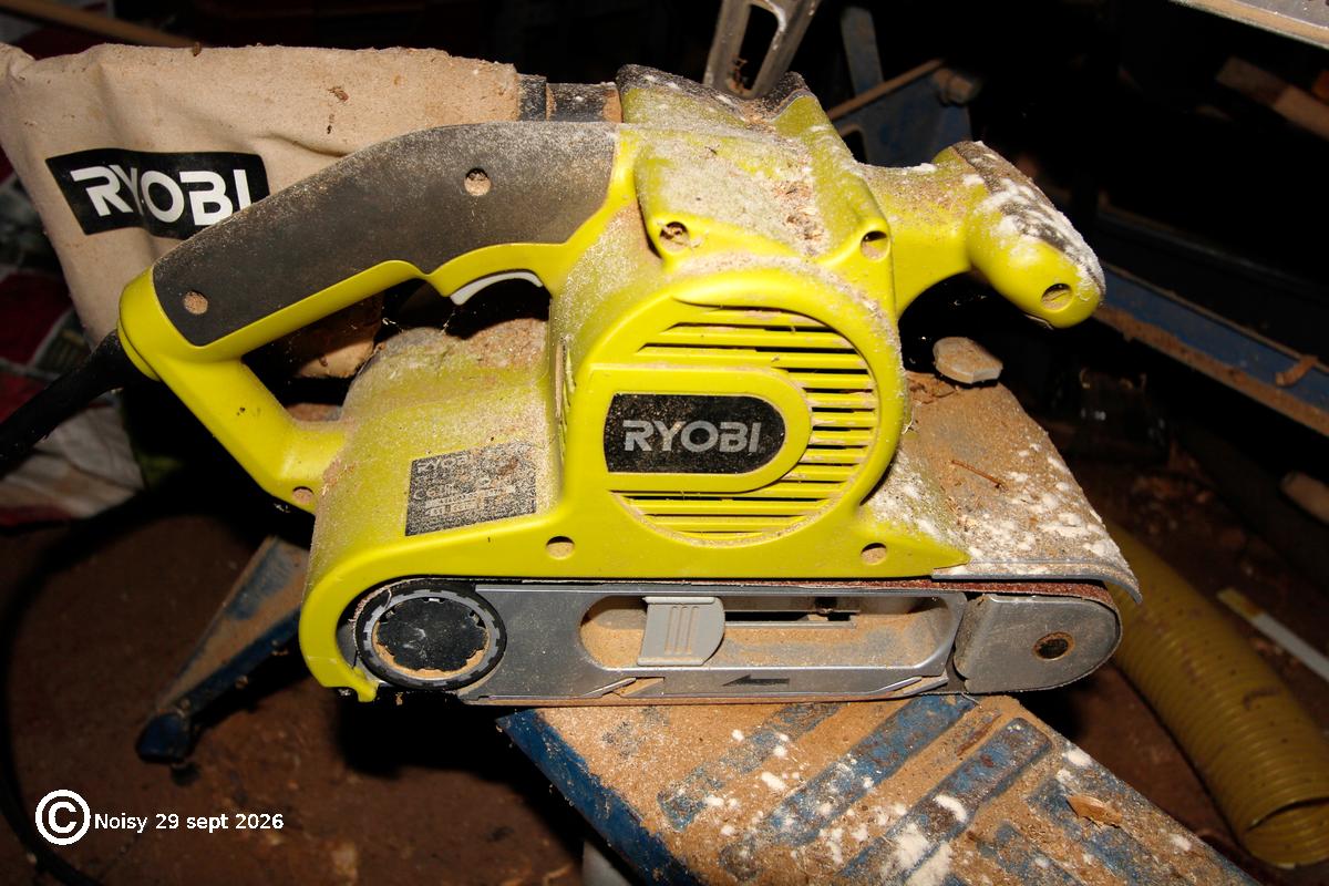 ponceuse à ruban ryobi jaune ponceuse à ruban ryobi jaune