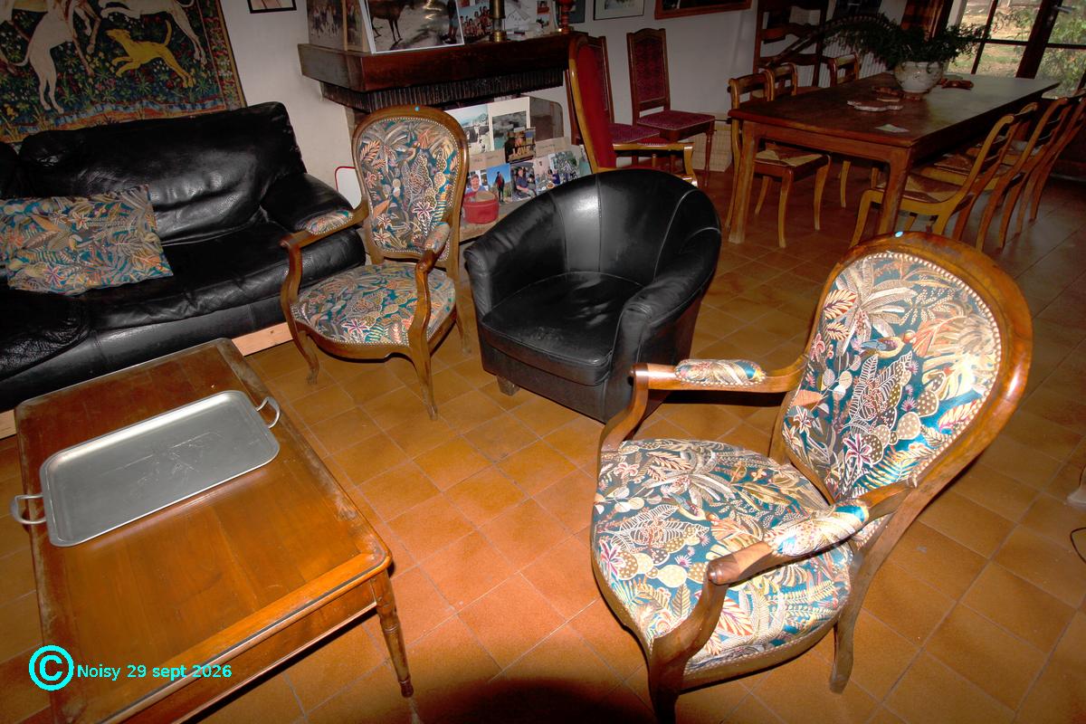 Canapé + 2 fauteuils noirs Canapé + 2 fauteuils noirs