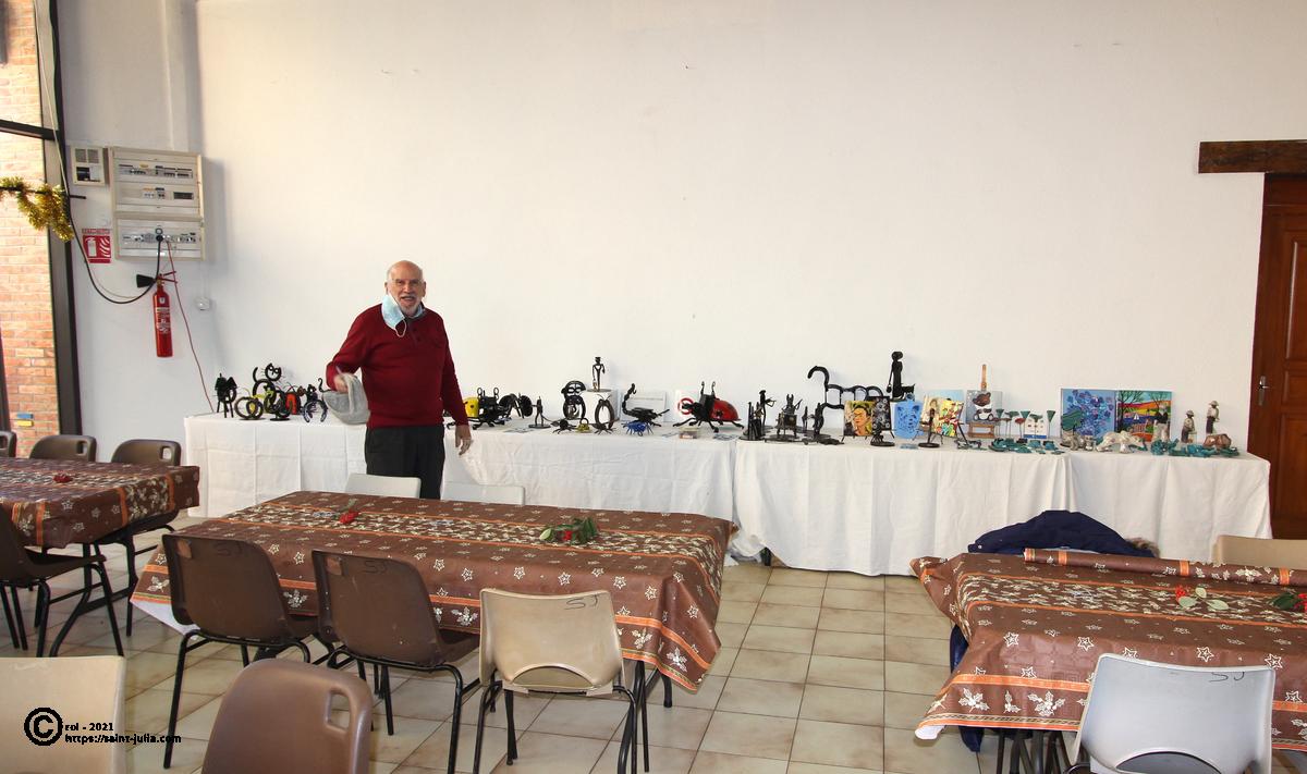 stjulia_20211219_chapons_expo_artistes_02.jpg