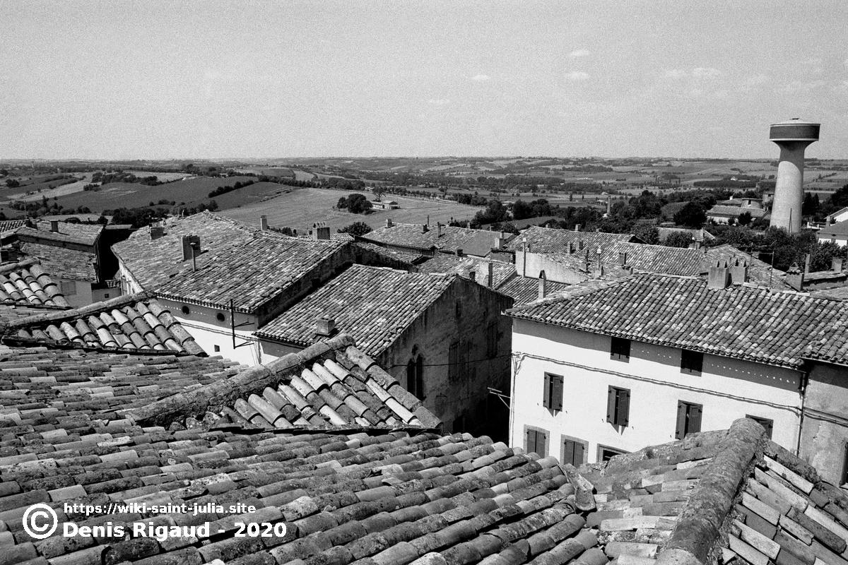 1976_en_haut_du_clocher_5cor.jpg