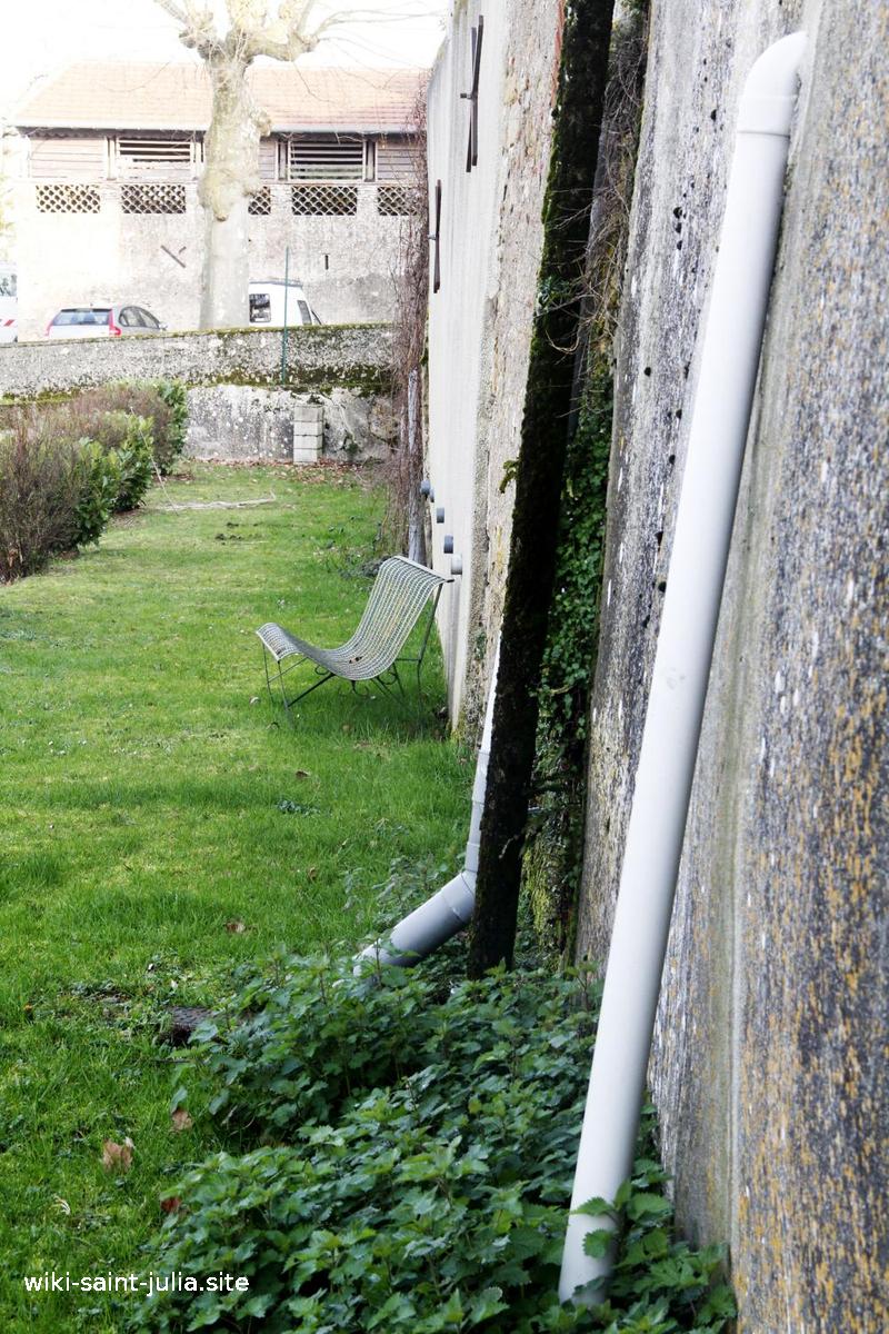 la_mare_egouts.jpg