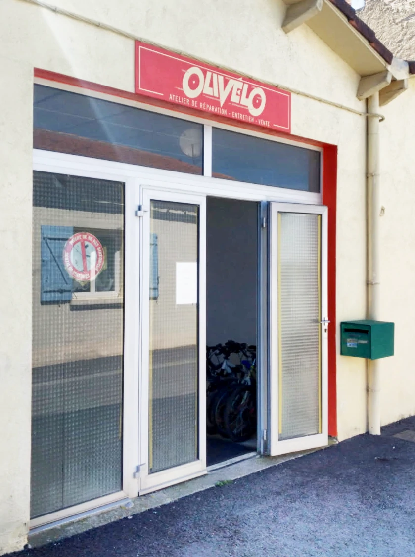 stjulia_2026_olivelo_boutique_2.webp