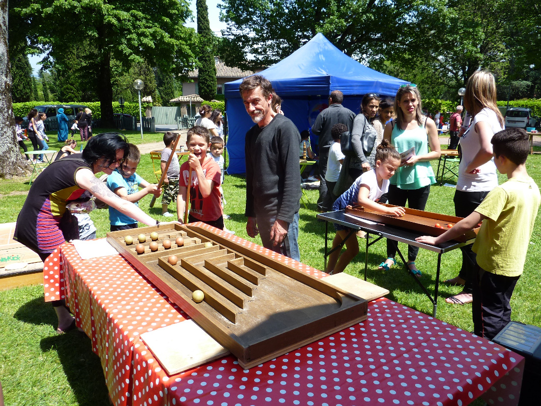 stjulia_20210313_isadizier_jeux_en_famille_1000.jpg