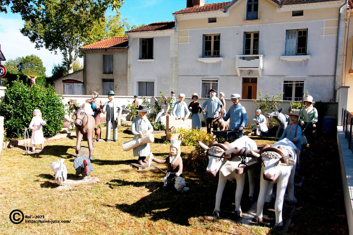 roumens_20230916_statues_01.jpg