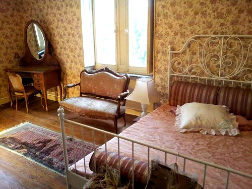 stjulia_20210915_chambre_chateau_h.jpg