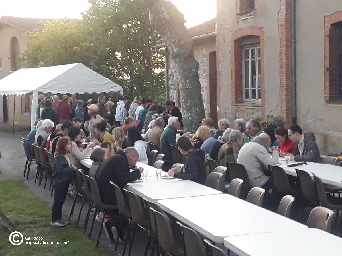 stjulia_20220507_potapeau_rol_03.jpg
