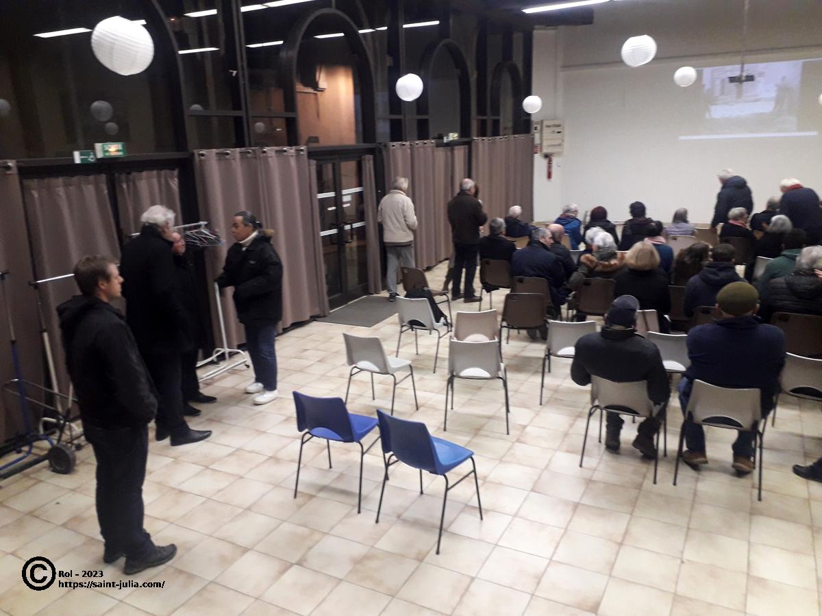 stjulia_20230128_projection_sally_noach_02.jpg