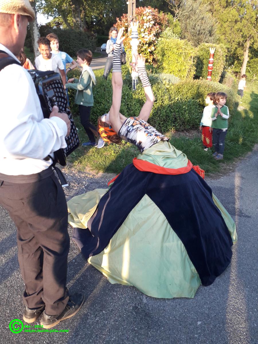 stjulia_20220507_potapeau_rol_07.jpg